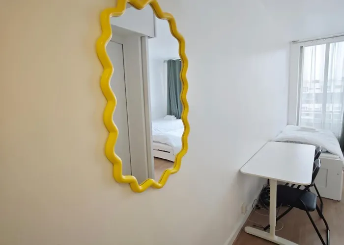 Eiffel Tower 10 Min Walk Charming By Seine *