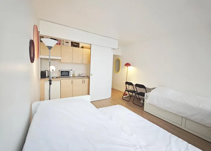 Eiffel Tower 10 Min Walk Charming By Seine 公寓 巴黎